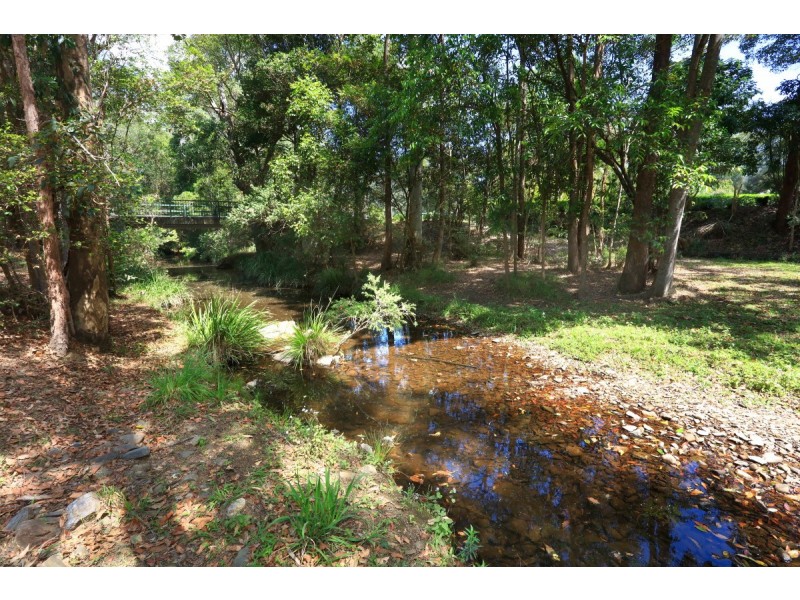 1 Venn Court, Mount Nathan QLD 4211