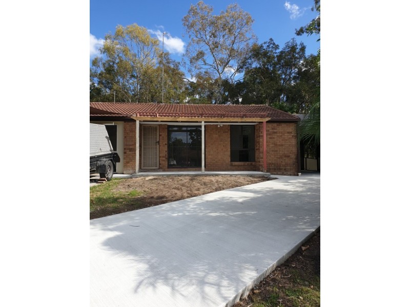 1/5 Gumbeel Court, Highland Park QLD 4211