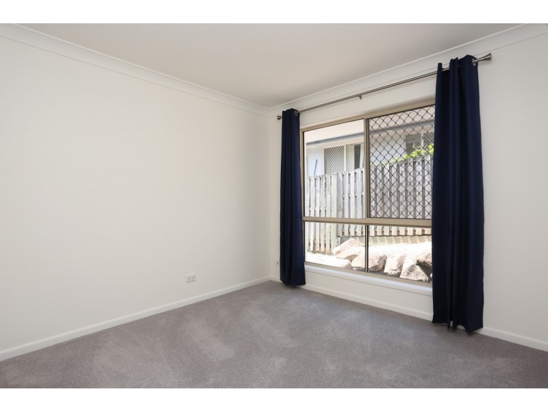 73 Riverwood Drive, Ashmore QLD 4214