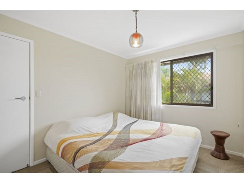 3/35 Armrick Avenue, Broadbeach QLD 4218