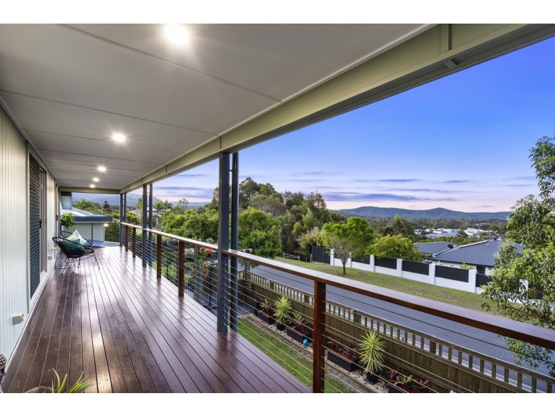 33 Jackaroo Crescent, Gilston QLD 4211