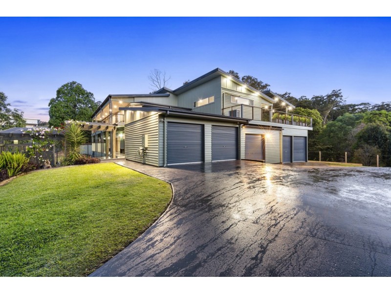 33 Jackaroo Crescent, Gilston QLD 4211