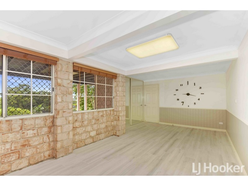 4 Paddington Drive, Carrara QLD 4211