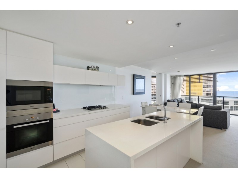 1103/1 Oracle Boulevard, Broadbeach QLD 4218
