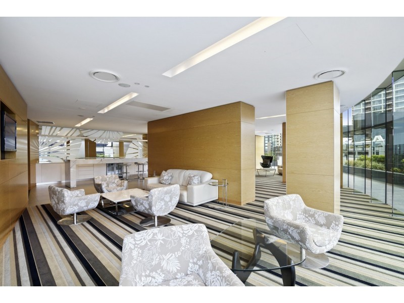 1103/1 Oracle Boulevard, Broadbeach QLD 4218