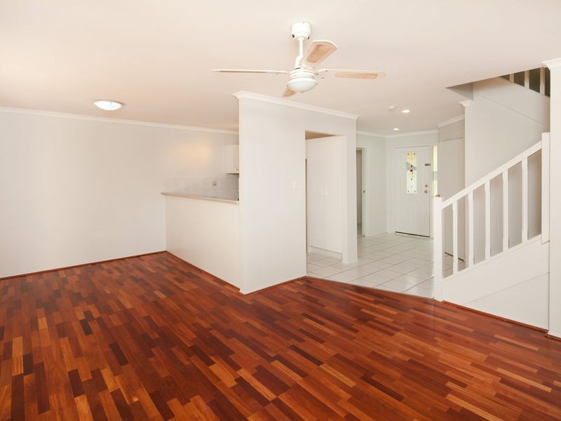 9/102 Alexander Drive, Highland Park QLD 4211