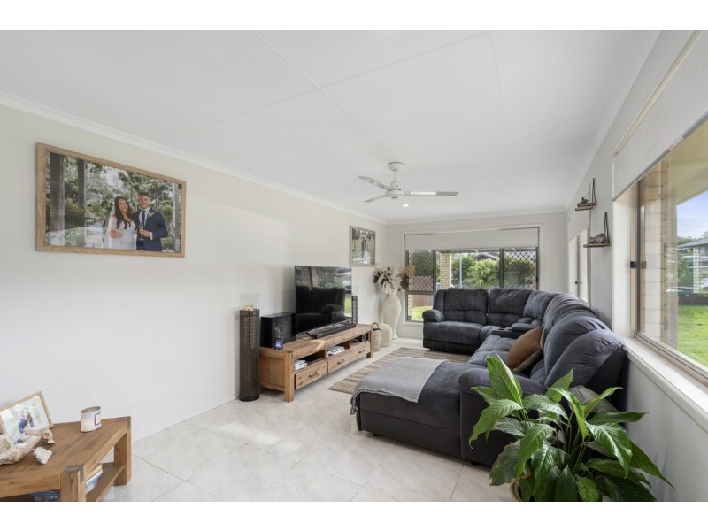 244 Mildura Drive, Helensvale QLD 4212