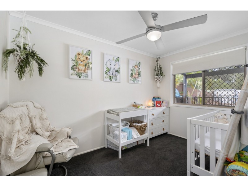 244 Mildura Drive, Helensvale QLD 4212