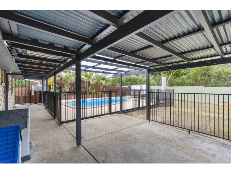 244 Mildura Drive, Helensvale QLD 4212