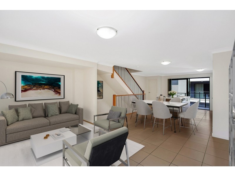 32/10 Riverview Road, Nerang QLD 4211