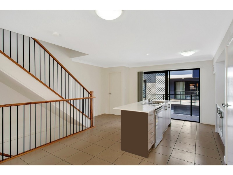 32/10 Riverview Road, Nerang QLD 4211