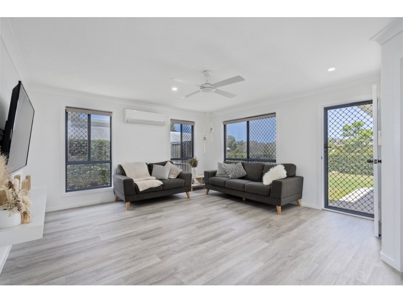 56 Kelsey Circuit, Nerang QLD 4211