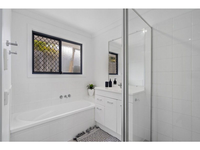 56 Kelsey Circuit, Nerang QLD 4211