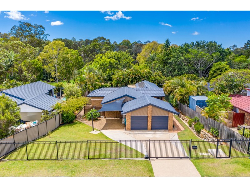 3 Dunsby Drive, Carrara QLD 4211