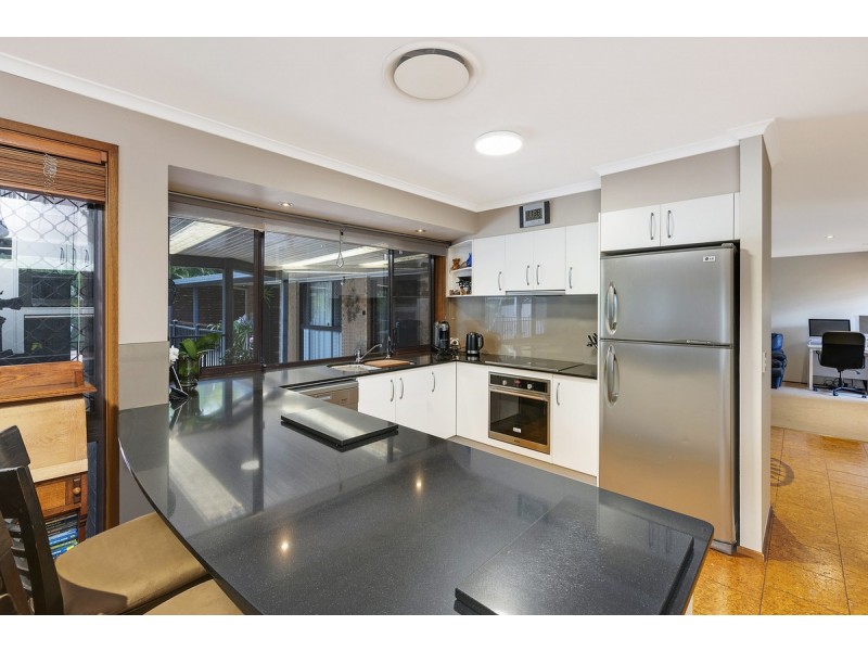 3 Dunsby Drive, Carrara QLD 4211