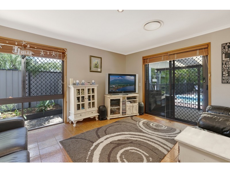 3 Dunsby Drive, Carrara QLD 4211