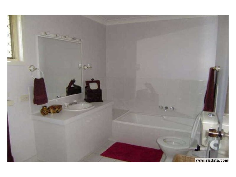 8/107 Cayuga Road, Highland Park QLD 4211