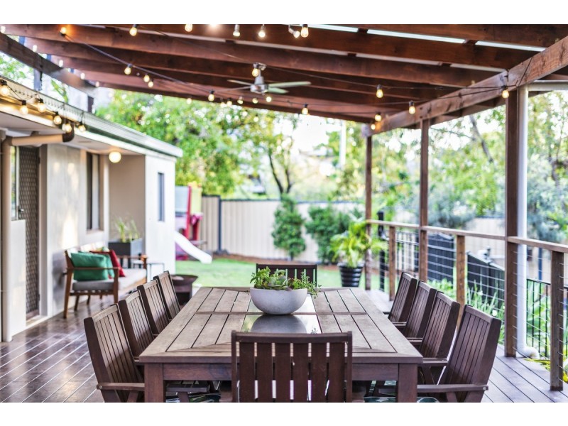 22 Whitian Drive, Carrara QLD 4211