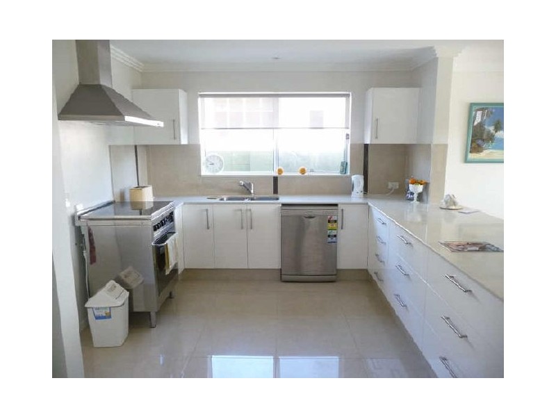 7a Vespa Crescent, Surfers Paradise QLD 4217