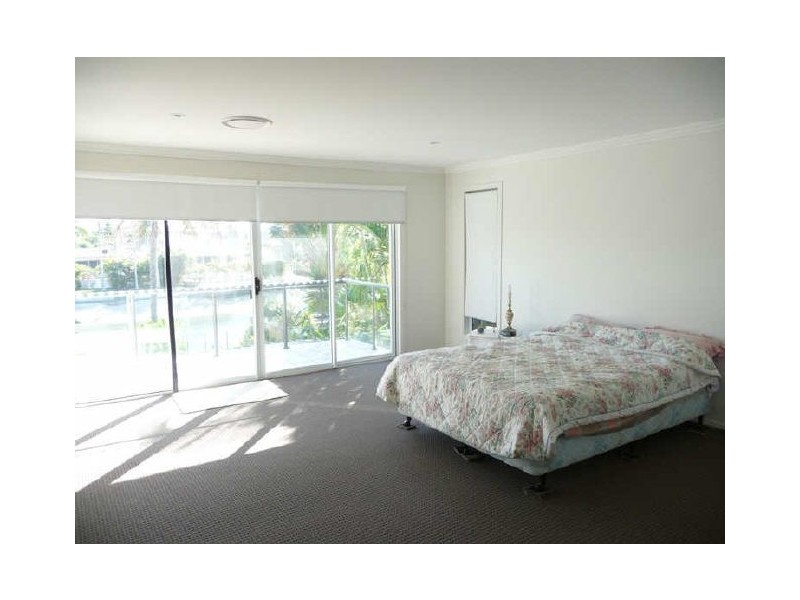 7a Vespa Crescent, Surfers Paradise QLD 4217