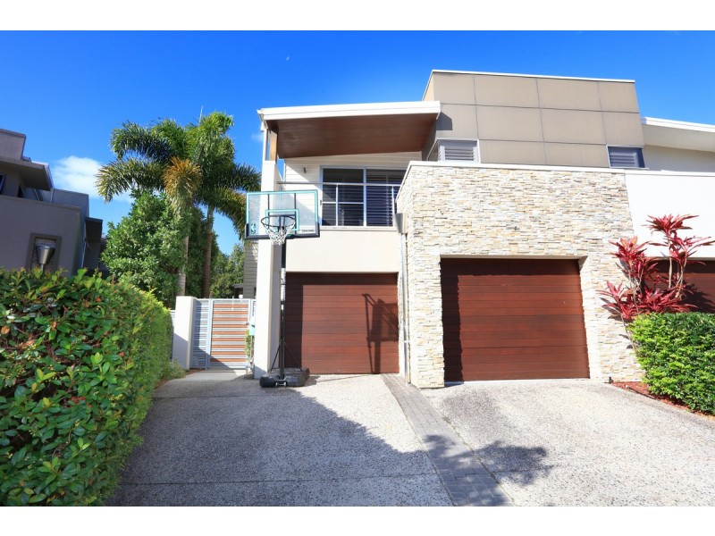 5020a Riverwood Grove, Benowa QLD 4217