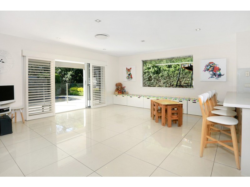 5020a Riverwood Grove, Benowa QLD 4217