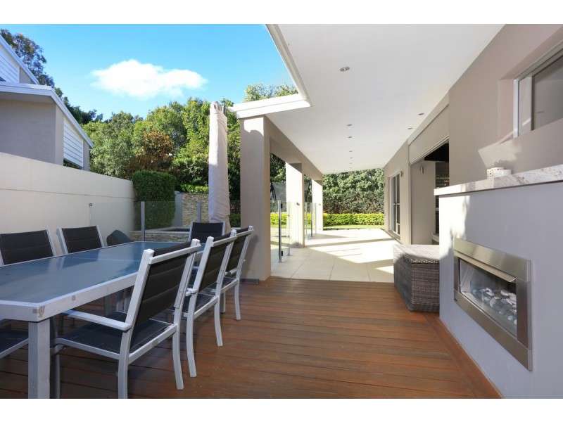 5020a Riverwood Grove, Benowa QLD 4217