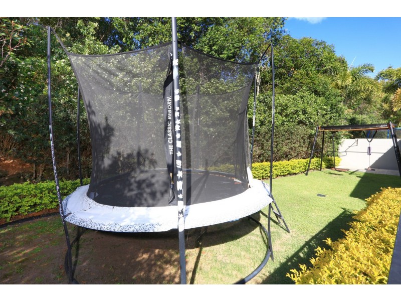 5020a Riverwood Grove, Benowa QLD 4217