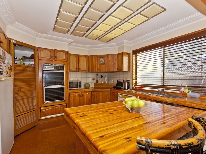 7 Onyx Court, Carrara QLD 4211