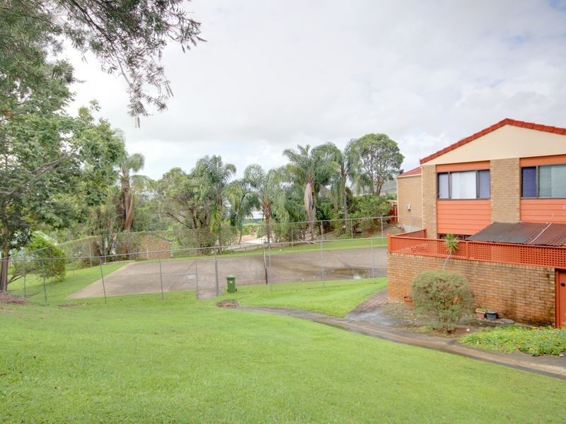 9/1A Mcleod Street, Highland Park QLD 4211