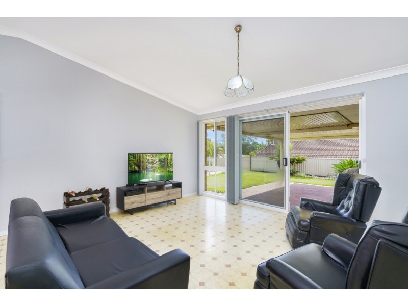 5 Burcott Court, Carrara QLD 4211