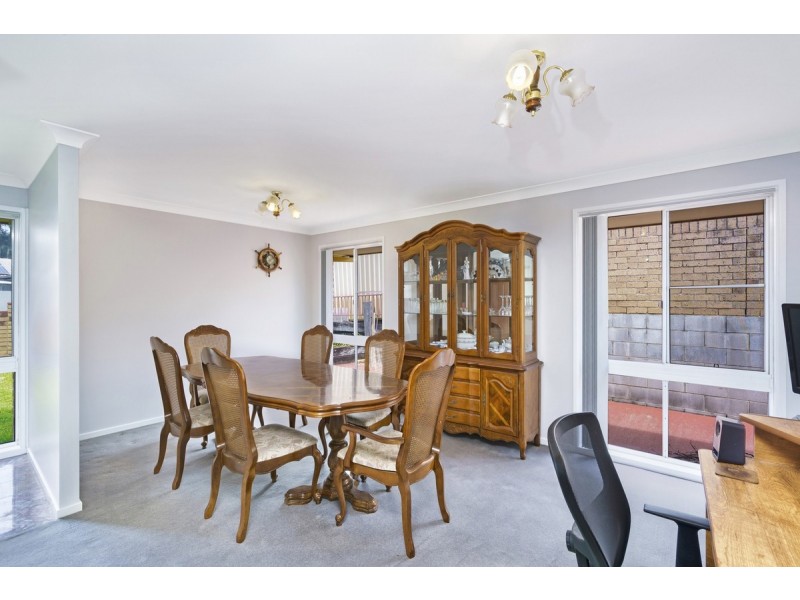 5 Burcott Court, Carrara QLD 4211