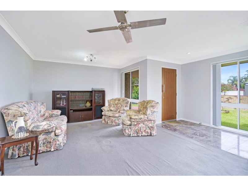 5 Burcott Court, Carrara QLD 4211