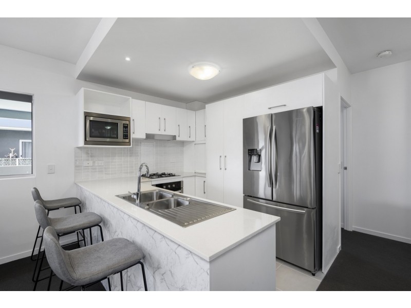 73/1 Boulton Drive, Nerang QLD 4211