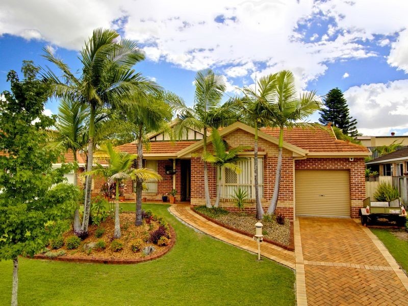 10 Beltana Way, Nerang QLD 4211