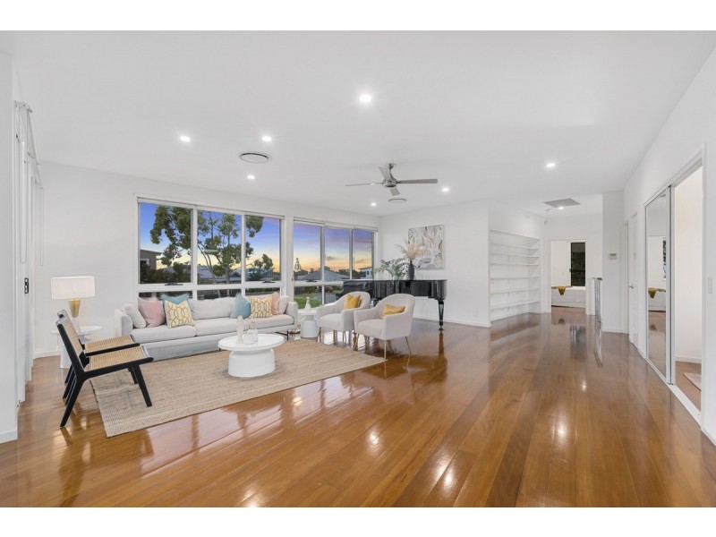 31 Southern Skies Avenue, Reedy Creek QLD 4227