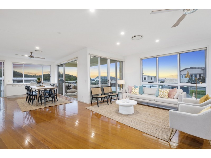 31 Southern Skies Avenue, Reedy Creek QLD 4227