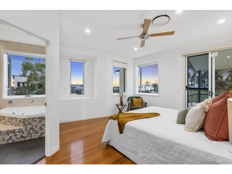 31 Southern Skies Avenue, Reedy Creek QLD 4227