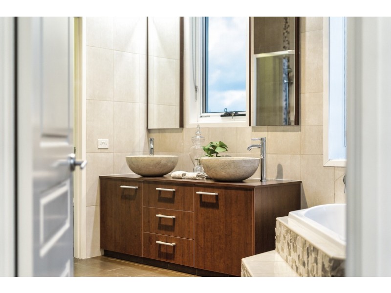 31 Southern Skies Avenue, Reedy Creek QLD 4227