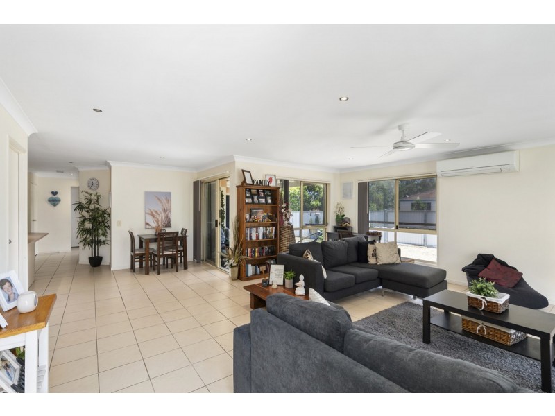 2/44 Ancona Street, Carrara QLD 4211