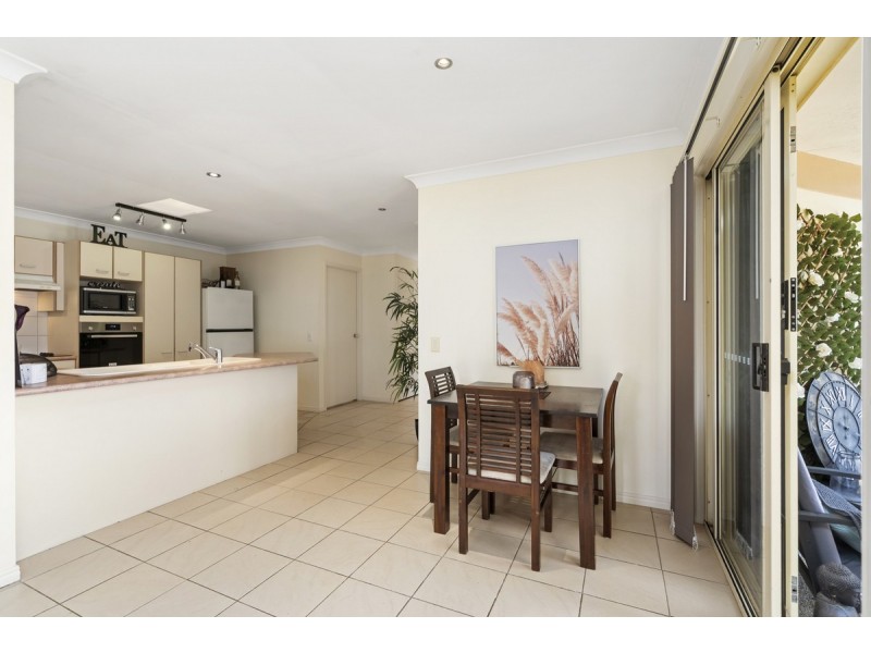 2/44 Ancona Street, Carrara QLD 4211