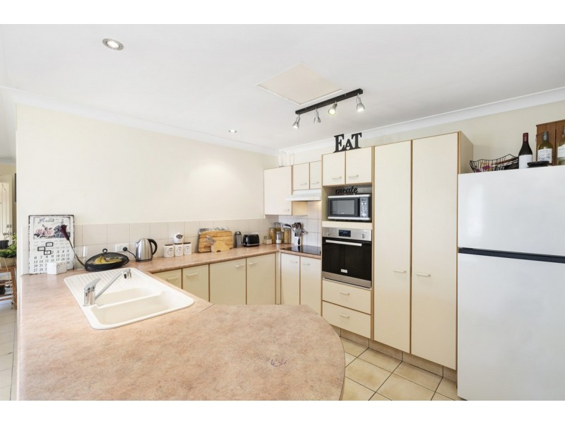 2/44 Ancona Street, Carrara QLD 4211