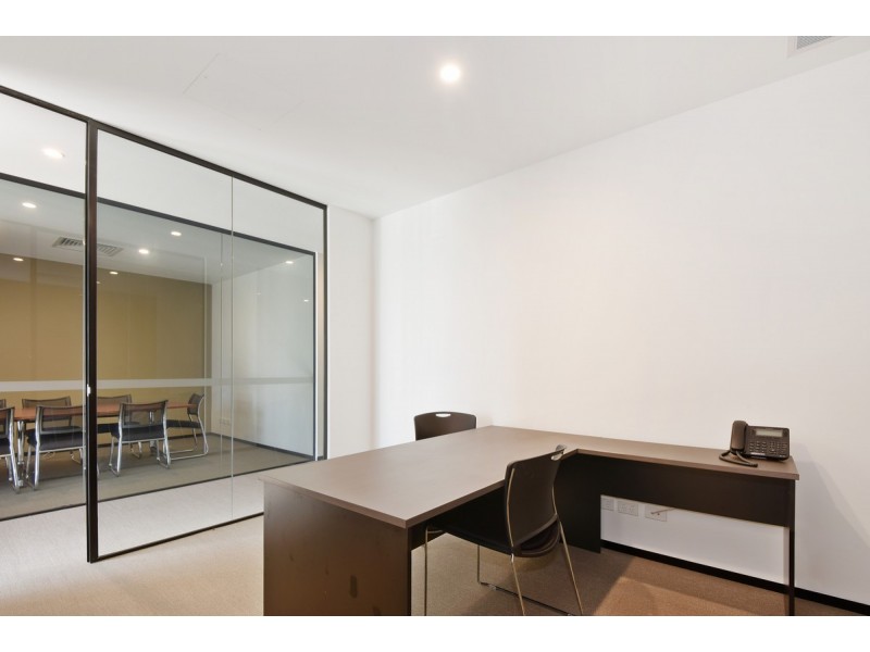 2-4 New Street, Nerang QLD 4211