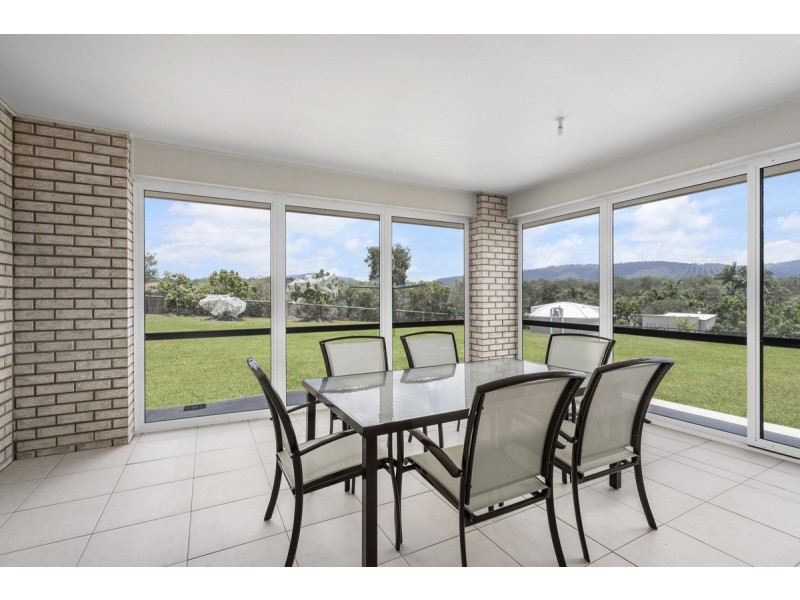 19 Tuxedo Junction Drive, Maudsland QLD 4210