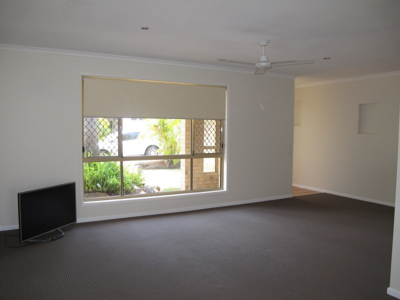 5 Issell Place, Highland Park QLD 4211