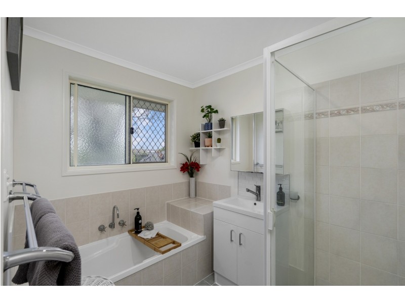 35 Winchester Drive, Nerang QLD 4211