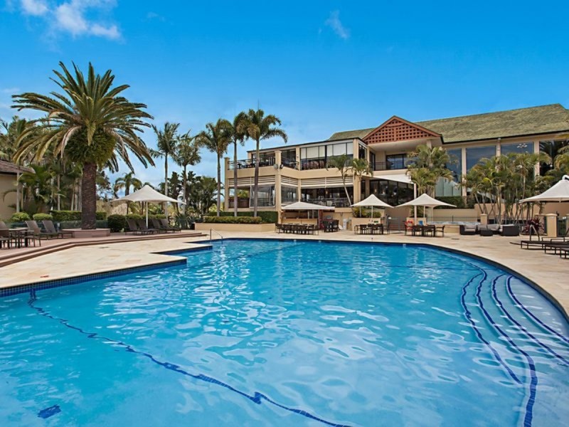 107/64 Palm Meadows Drive, Carrara QLD 4211