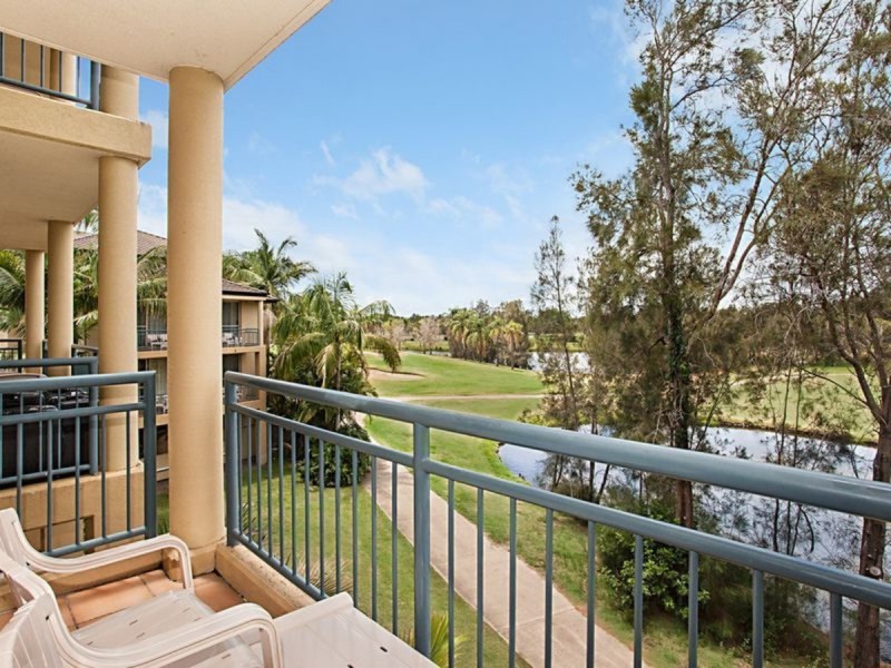 107/64 Palm Meadows Drive, Carrara QLD 4211