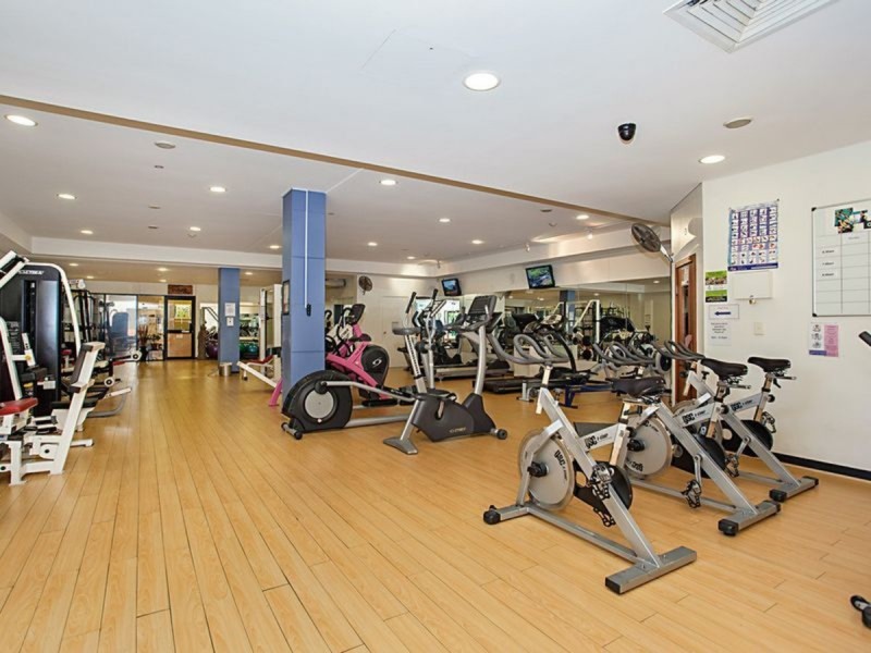 107/64 Palm Meadows Drive, Carrara QLD 4211