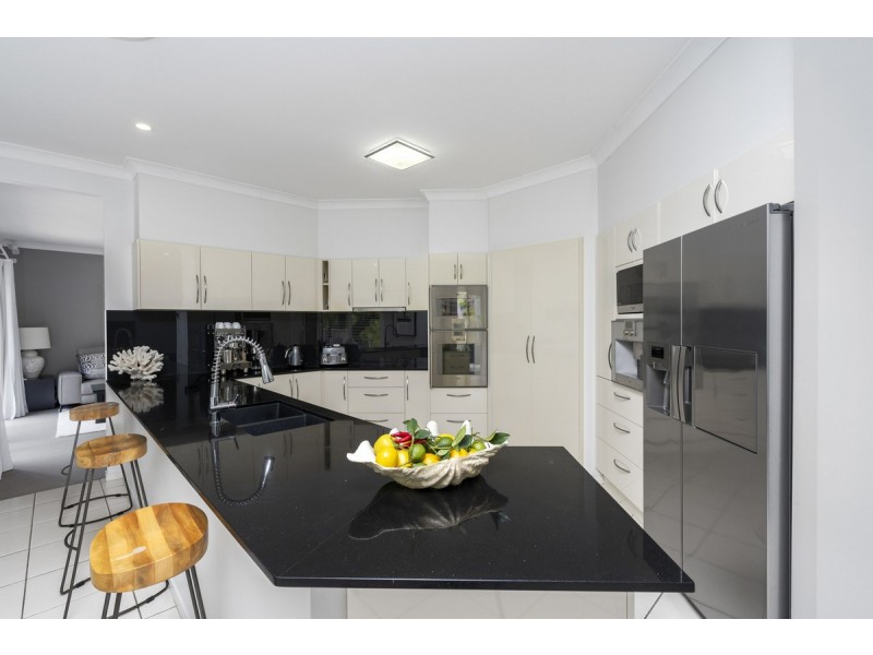 46 Pasture Place, Mount Nathan QLD 4211